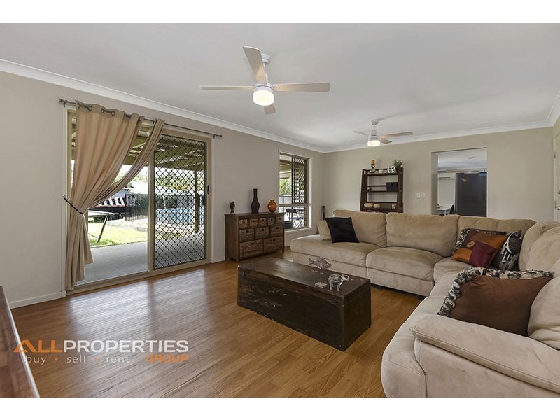 29 Samantha Street, Boronia Heights QLD 4124