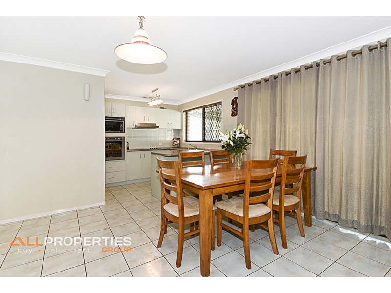 42 REGENCY DRIVE, Regents Park QLD 4118