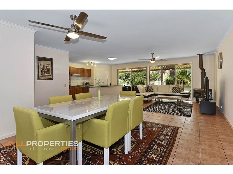 30 Richmond Place, Forest Lake QLD 4078