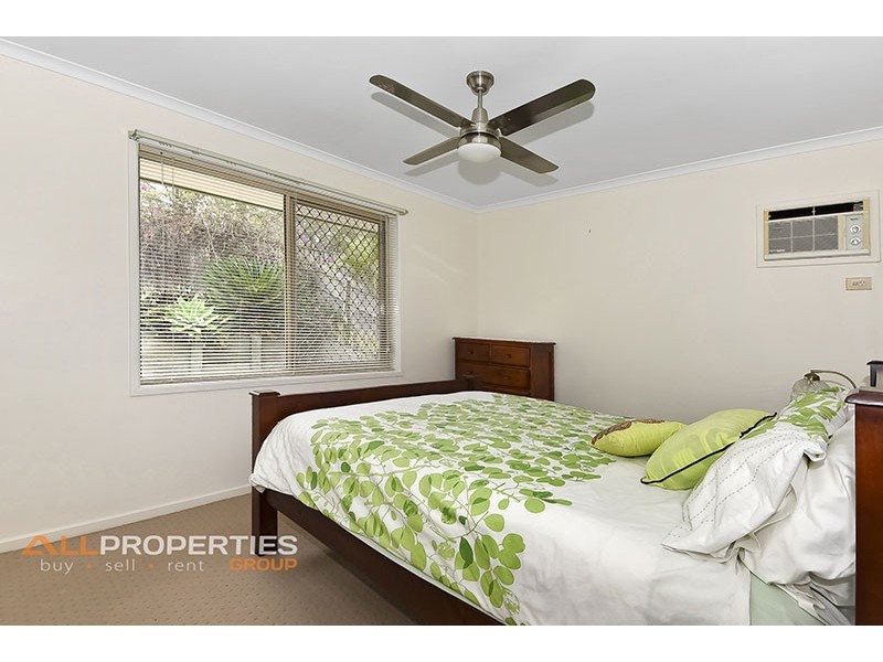 30 Richmond Place, Forest Lake QLD 4078