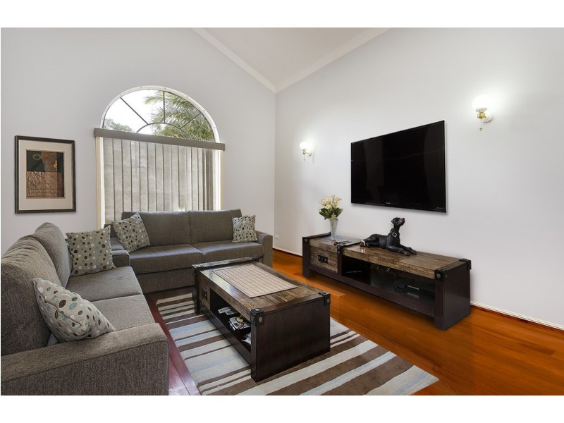 23 Casuarina Crescent, Calamvale QLD 4116