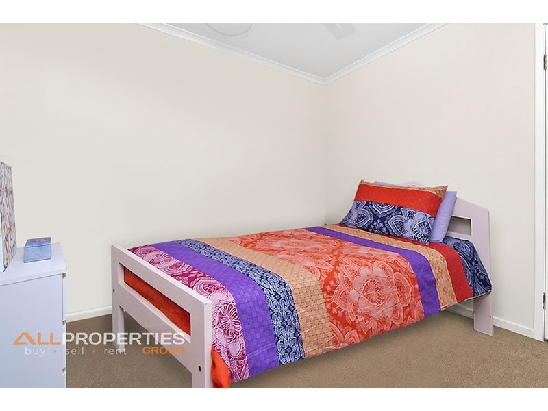 117 Mackellar Drive, Boronia Heights QLD 4124