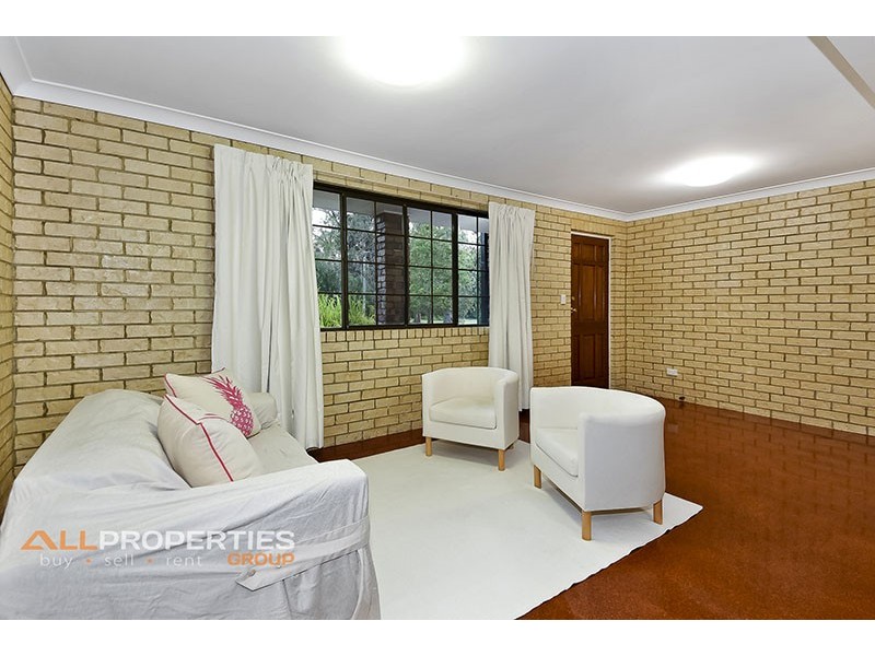 26 Deirwold Court, Forestdale QLD 4118