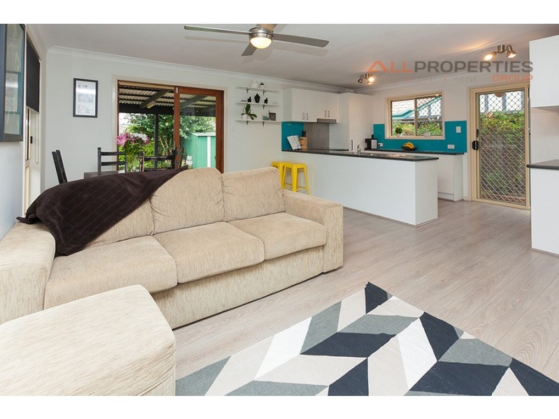 6 Heath Street, Forest Lake QLD 4078