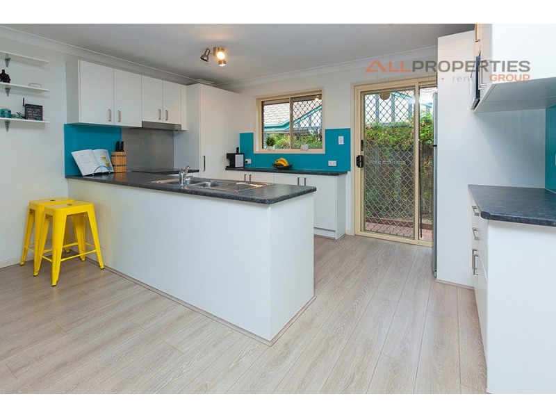 6 Heath Street, Forest Lake QLD 4078