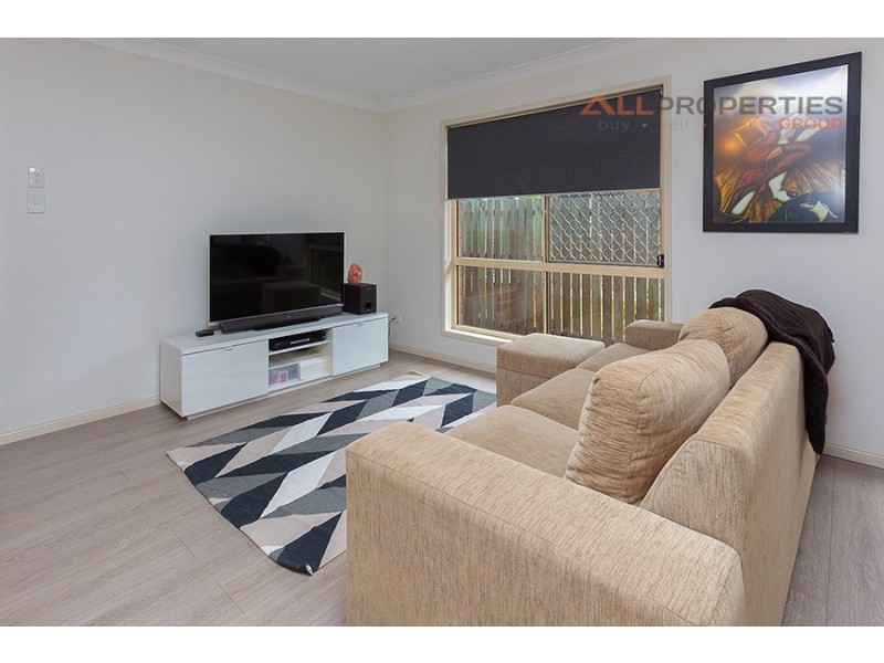 6 Heath Street, Forest Lake QLD 4078