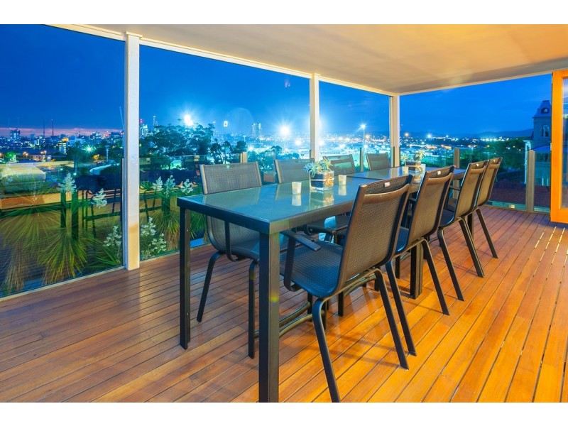 23 Queens Road, Hamilton QLD 4007