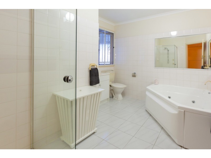 23 Queens Road, Hamilton QLD 4007