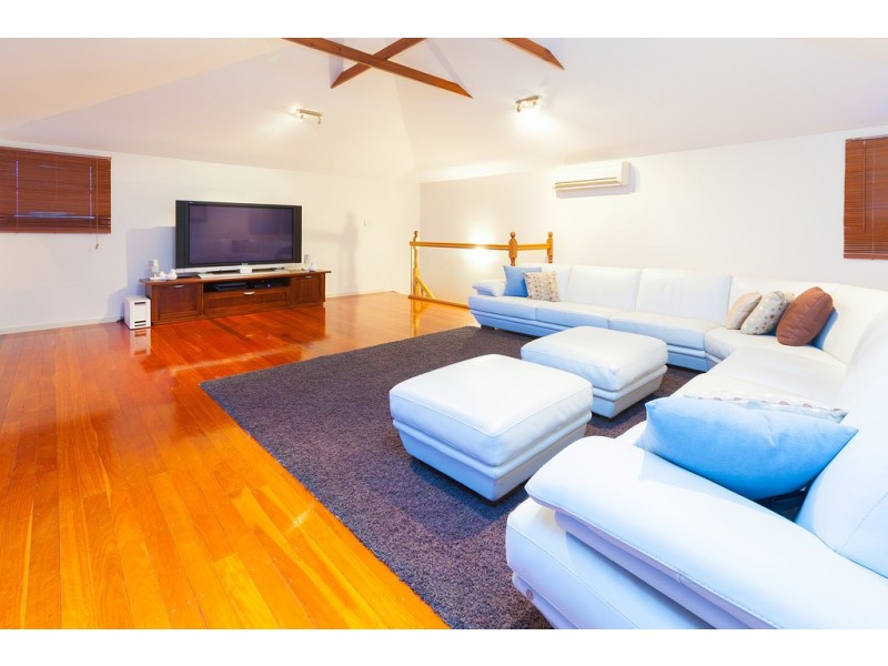 23 Queens Road, Hamilton QLD 4007