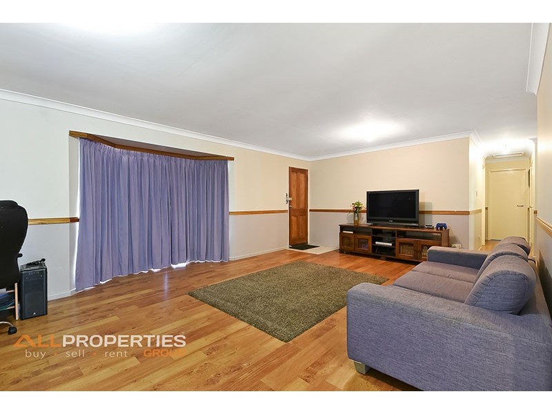 98 Flinders Crescent, Boronia Heights QLD 4124