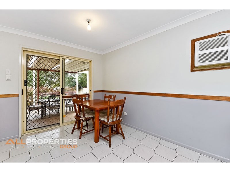 98 Flinders Crescent, Boronia Heights QLD 4124
