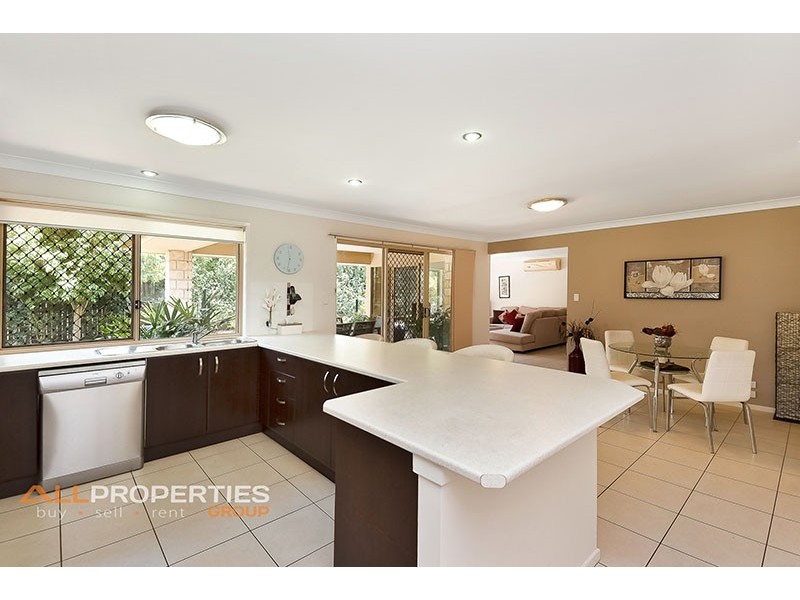 53 Paperbark Crescent, Heathwood QLD 4110