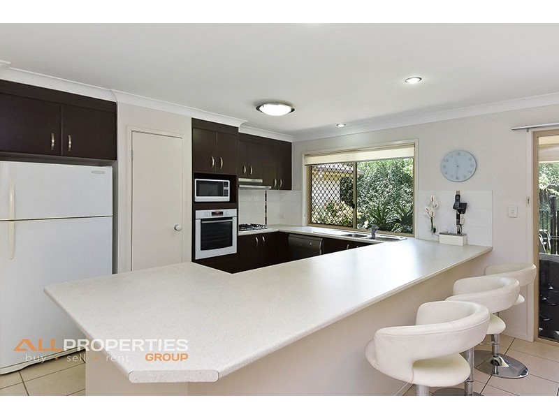 53 Paperbark Crescent, Heathwood QLD 4110