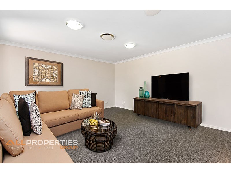 172 Alawoona St, Redbank Plains QLD 4301