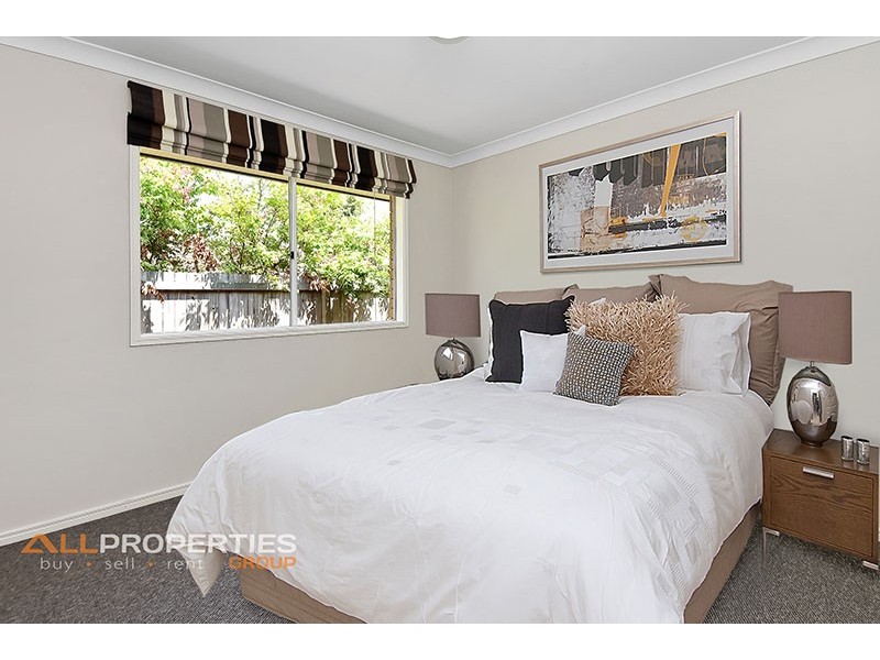 172 Alawoona St, Redbank Plains QLD 4301