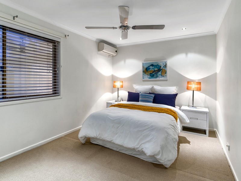 20 Passchendaele St, Tarragindi QLD 4121