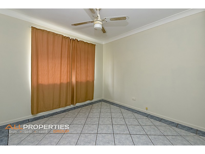 21 VOLANT STREET, Regents Park QLD 4118