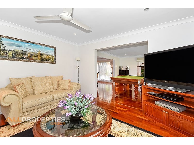 5 Kurrajong Street, Heathwood QLD 4110