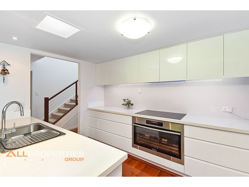 5 Kurrajong Street, Heathwood QLD 4110