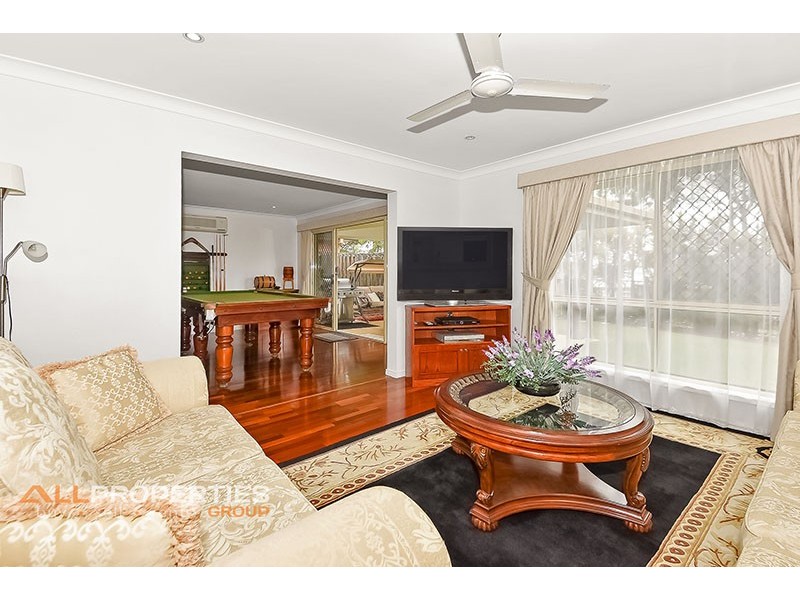 5 Kurrajong Street, Heathwood QLD 4110