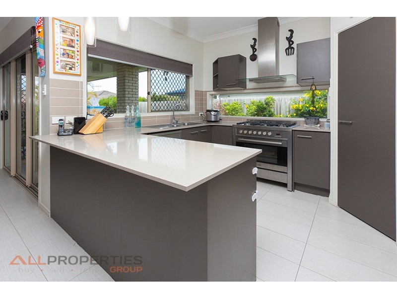 40 Gardenia Circuit, Heathwood QLD 4110