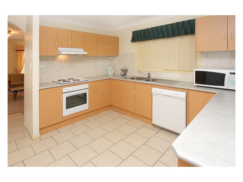 16 Bullen Circuit, Forest Lake QLD 4078