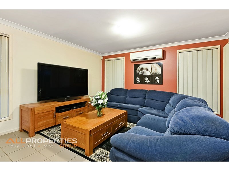 69 Jordan St, Richlands QLD 4077