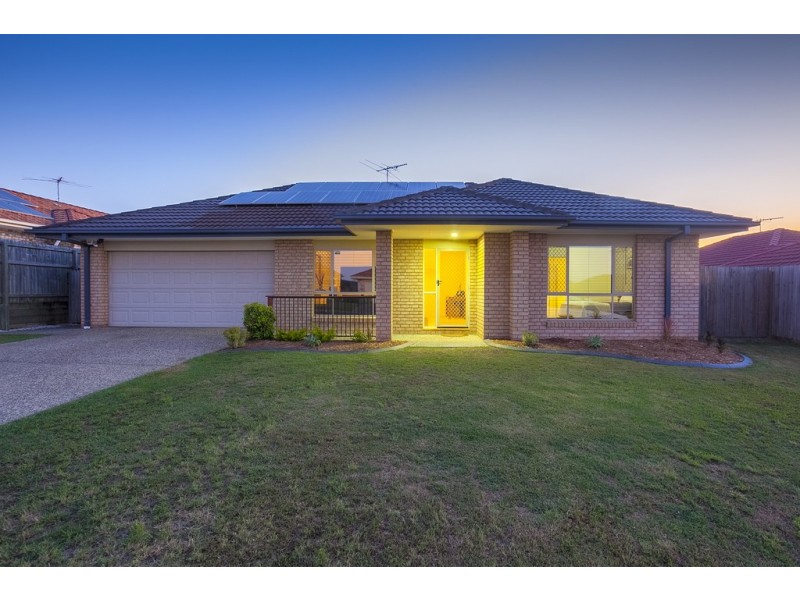 16 Bella Vista Cct, Edens Landing QLD 4207