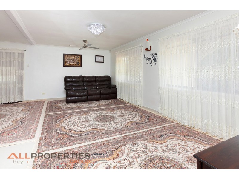 1 Donna Avenue, Rochedale South QLD 4123