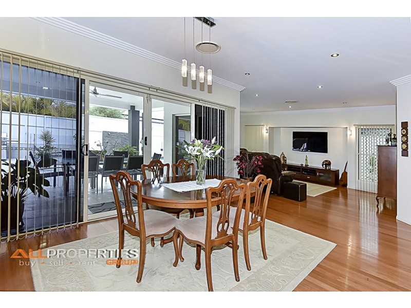 9 Coolibah Street, Heathwood QLD 4110