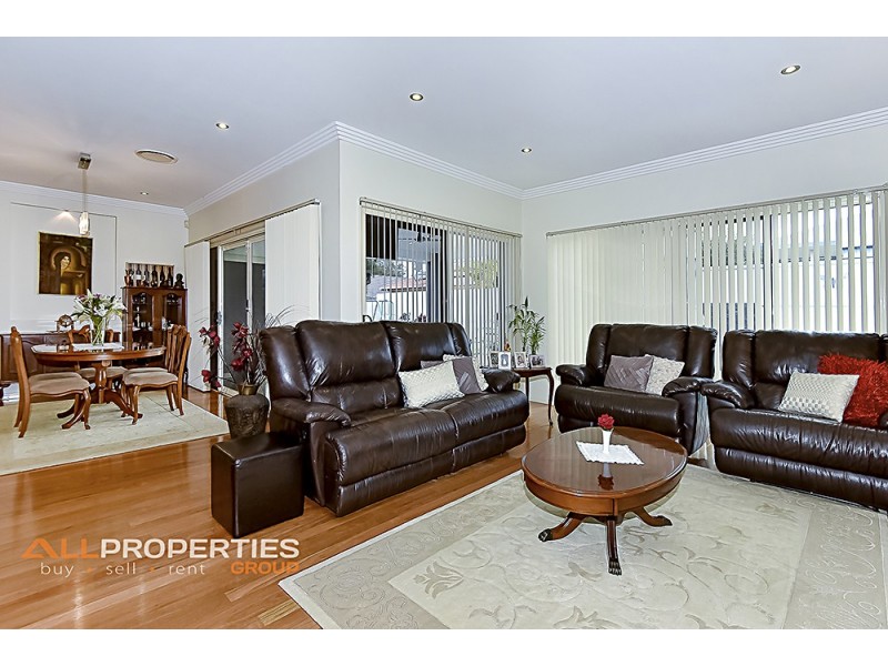 9 Coolibah Street, Heathwood QLD 4110