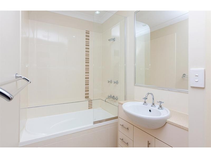 104 Grande Avenue, Springfield Lakes QLD 4300