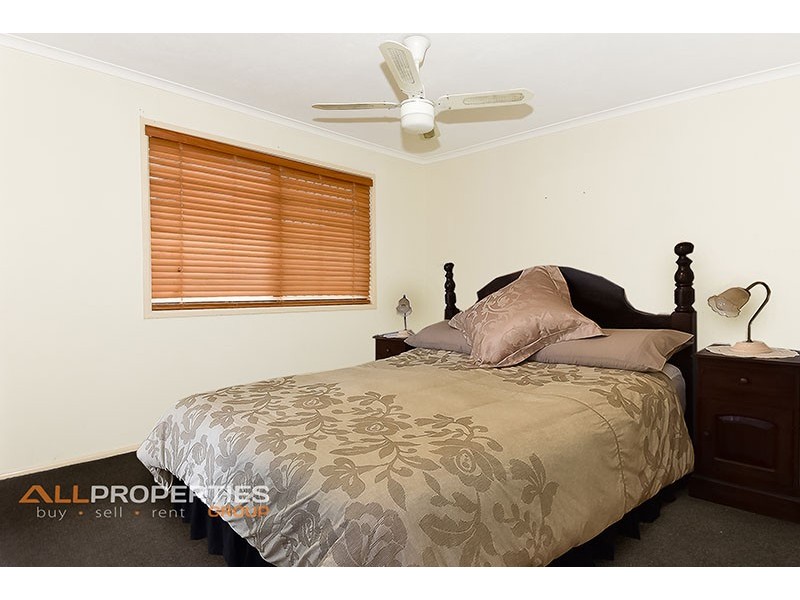 5 DRACON STREET, Regents Park QLD 4118