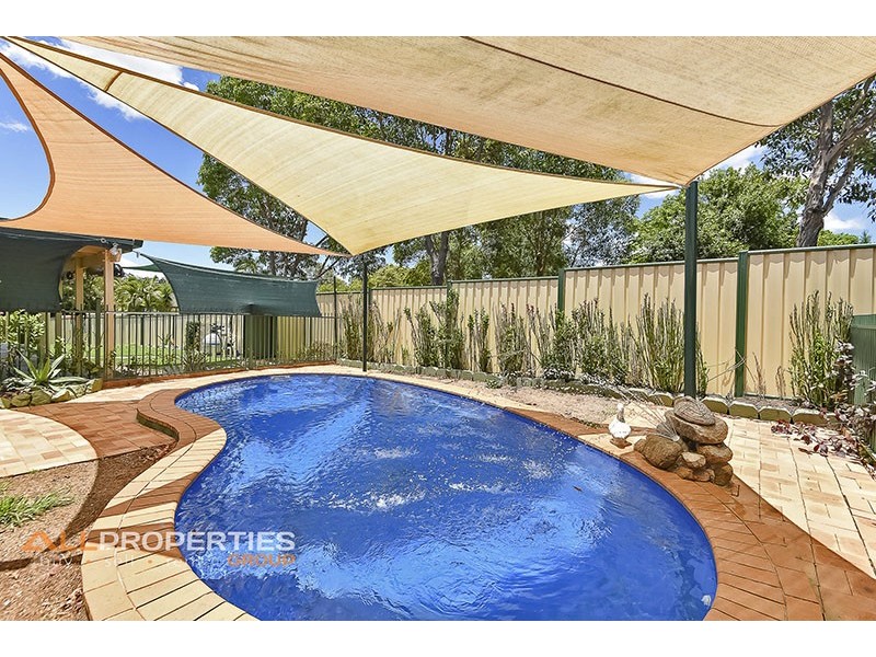 1 McIntyre Street, Hillcrest QLD 4118