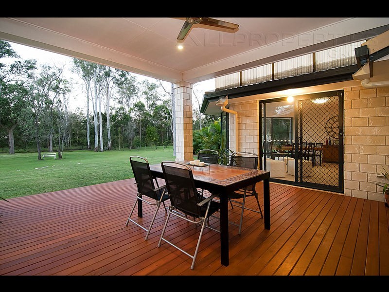 62 Cardwell Close, Munruben QLD 4125