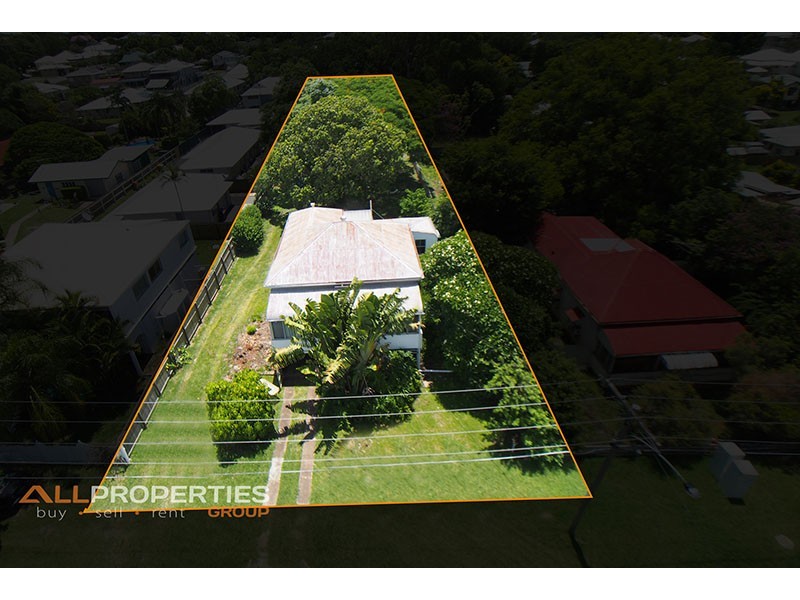 25 Walsh Street, Newtown QLD 4305