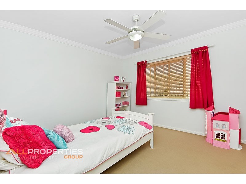 5 Lugano Close, Parkinson QLD 4115