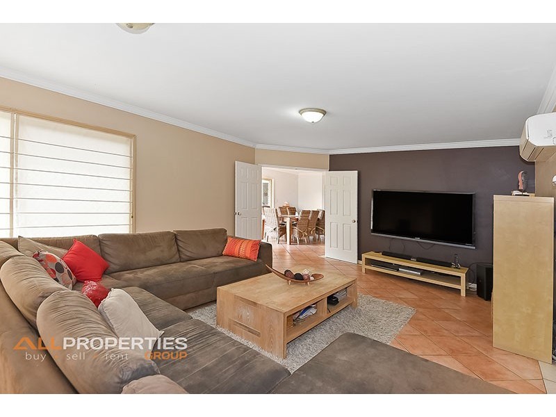 5 Lugano Close, Parkinson QLD 4115