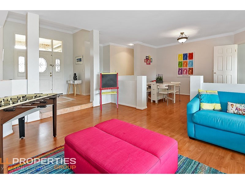 5 Lugano Close, Parkinson QLD 4115