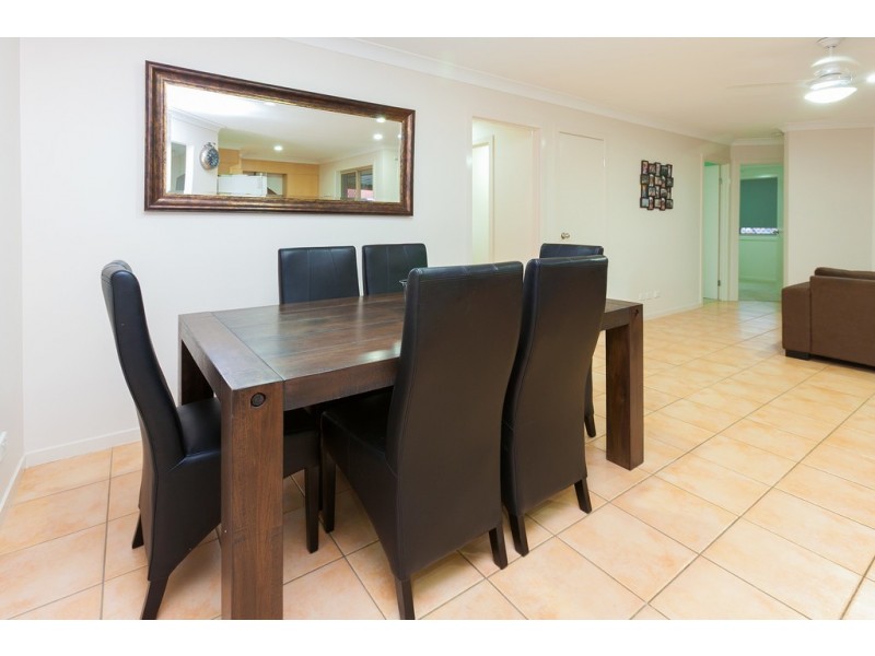 36 Lake Manchester Drive, Logan Reserve QLD 4133