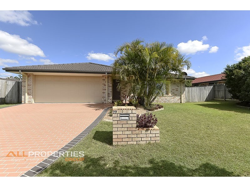 79 Oakview Street, Parkinson QLD 4115