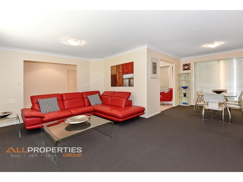 79 Oakview Street, Parkinson QLD 4115