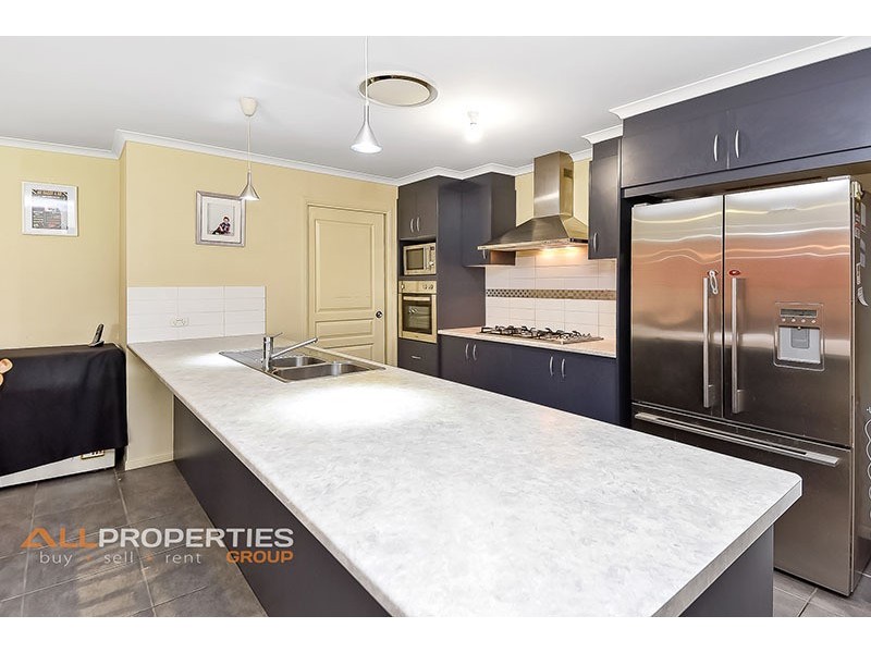 3 Coolibah Street, Heathwood QLD 4110