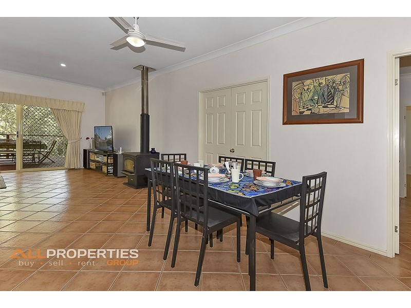 18 Belinda Court, Munruben QLD 4125