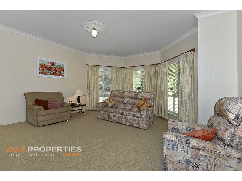 18 Belinda Court, Munruben QLD 4125