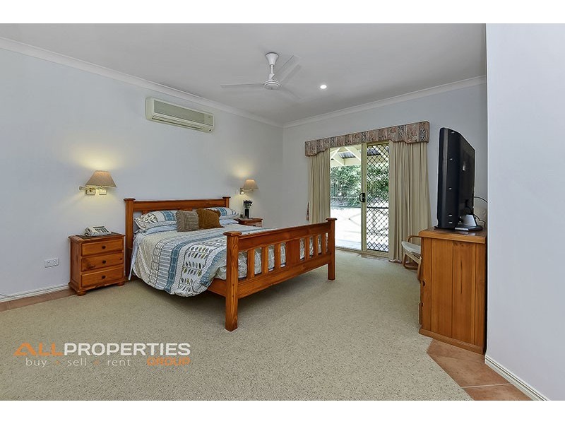 18 Belinda Court, Munruben QLD 4125