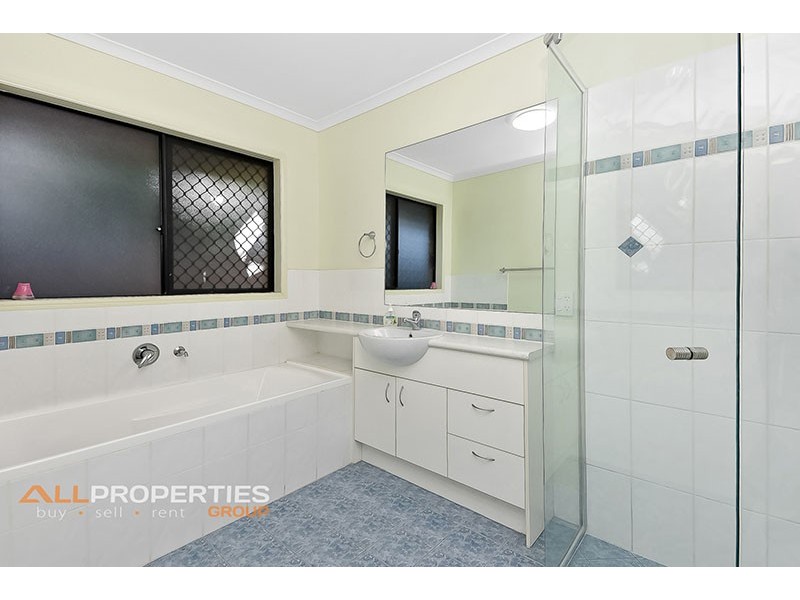 21 Toorwood Street, Heathwood QLD 4110