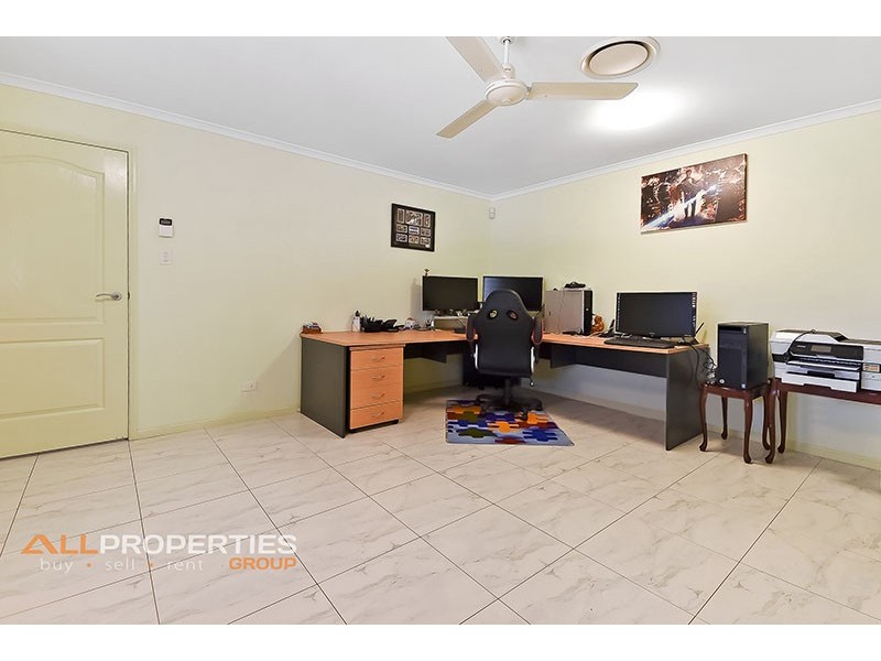 21 Toorwood Street, Heathwood QLD 4110