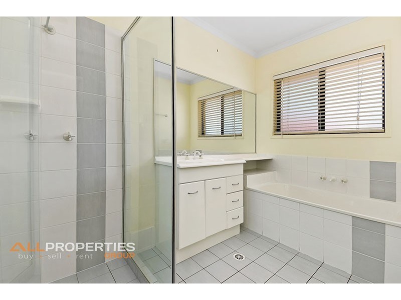 82 Red Cedar Cres, Jimboomba QLD 4280