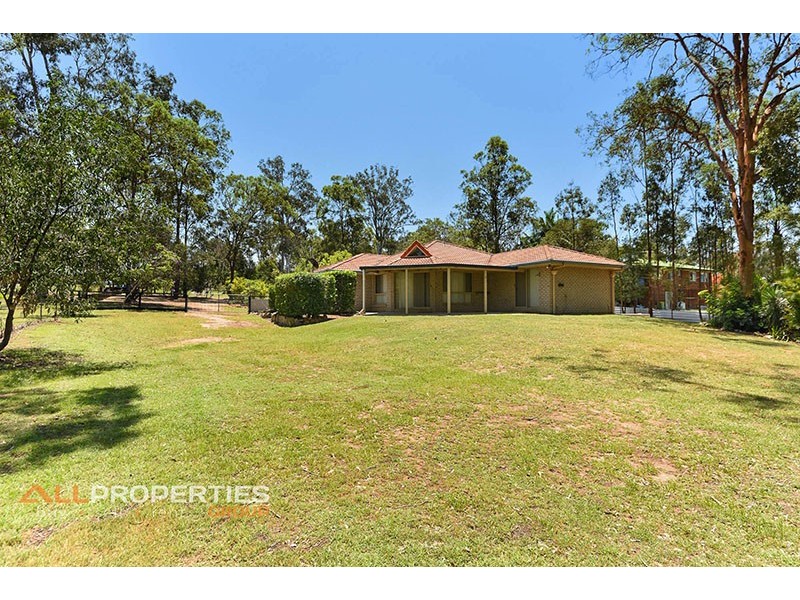 30 Jackeroo Ct, Jimboomba QLD 4280